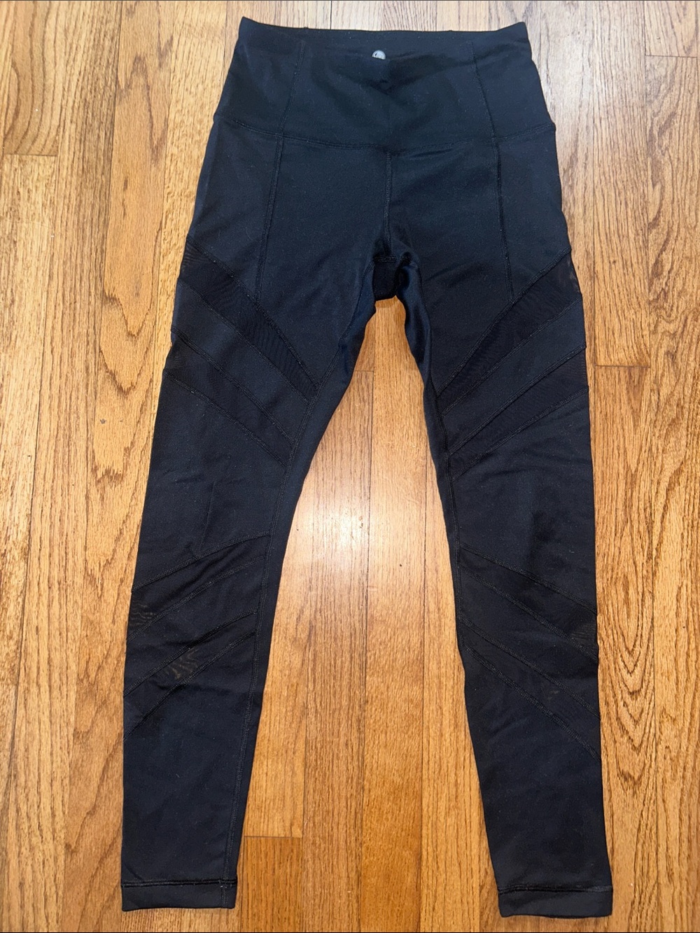 Yogalicious Black High-Waist Mesh Panel Leggings size small